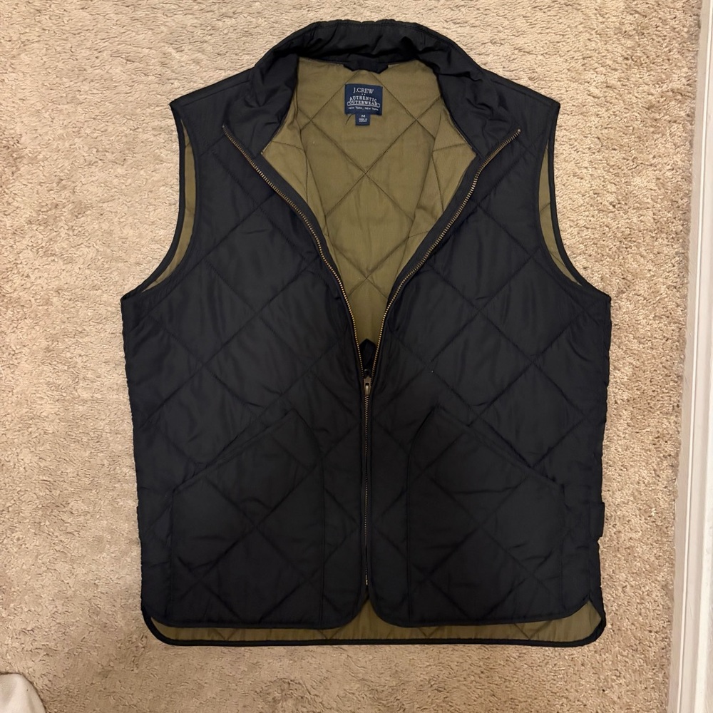 J. Crew Men's Black and Olive Quilted Vest